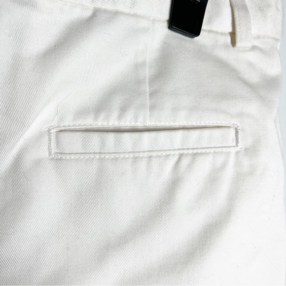 Dockers -‎ White Pleated Classic Fit Shorts - Sz. 10 - Picture 5 of 6
